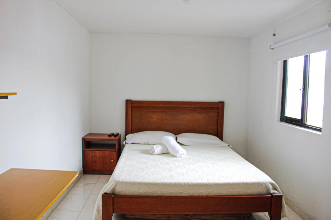 El Cable Hostal Manizales Exteriör bild
