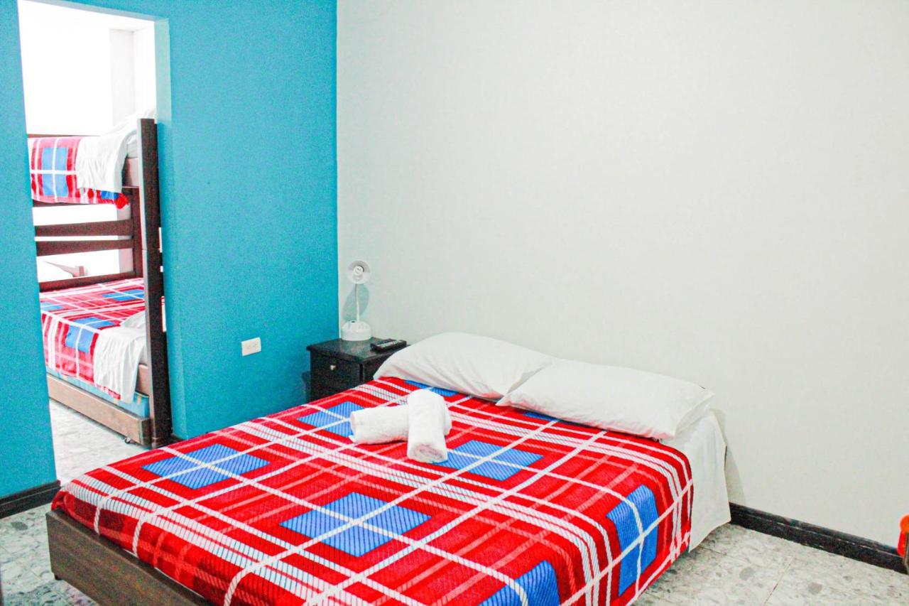 El Cable Hostal Manizales Exteriör bild