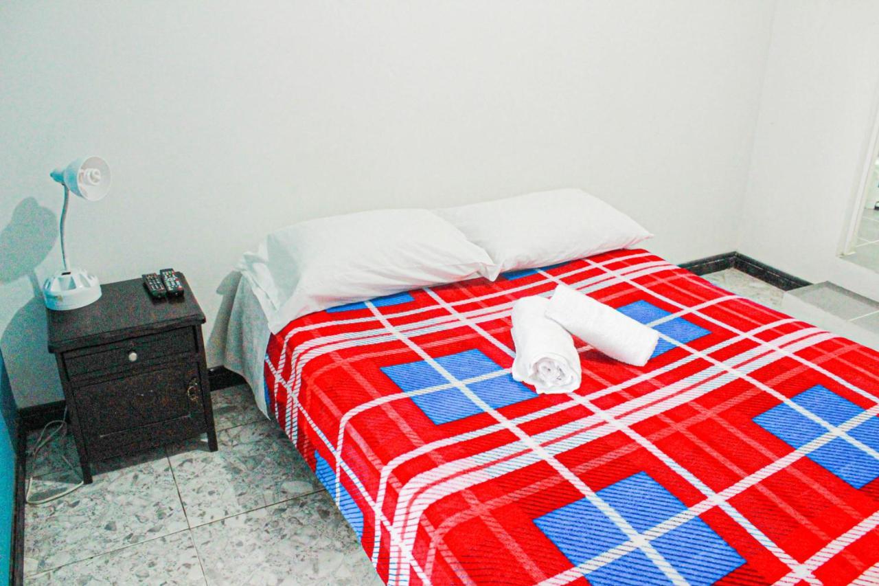 El Cable Hostal Manizales Exteriör bild